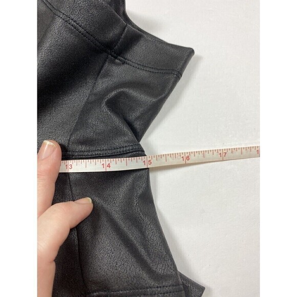 NWT Athleta Gleam Shorts Black Large Relaxed Pull On Elastic Waist Faux Leather - Picture 6 of 15